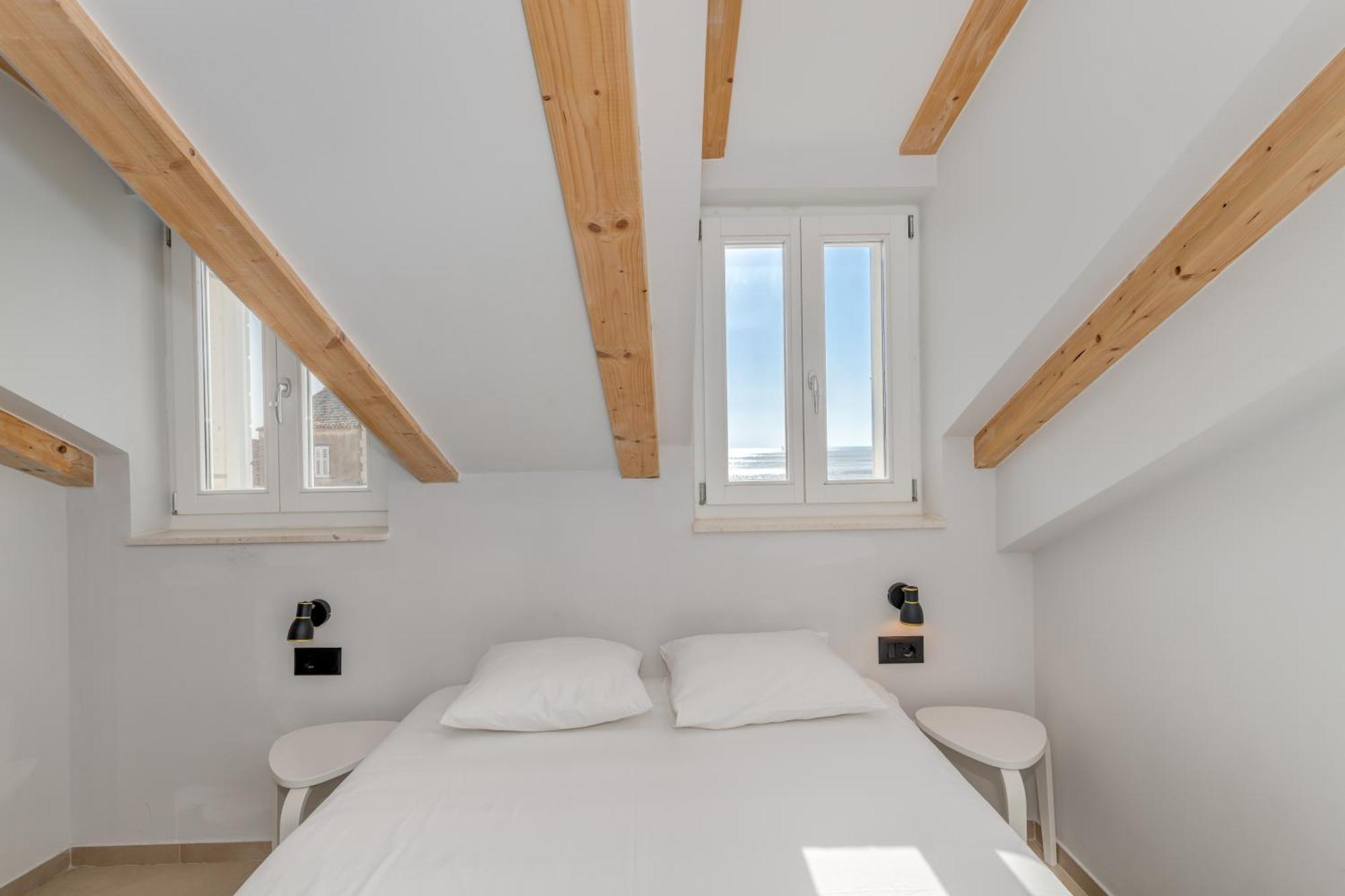 Tiny Secret House Apartment Komiža Екстериор снимка
