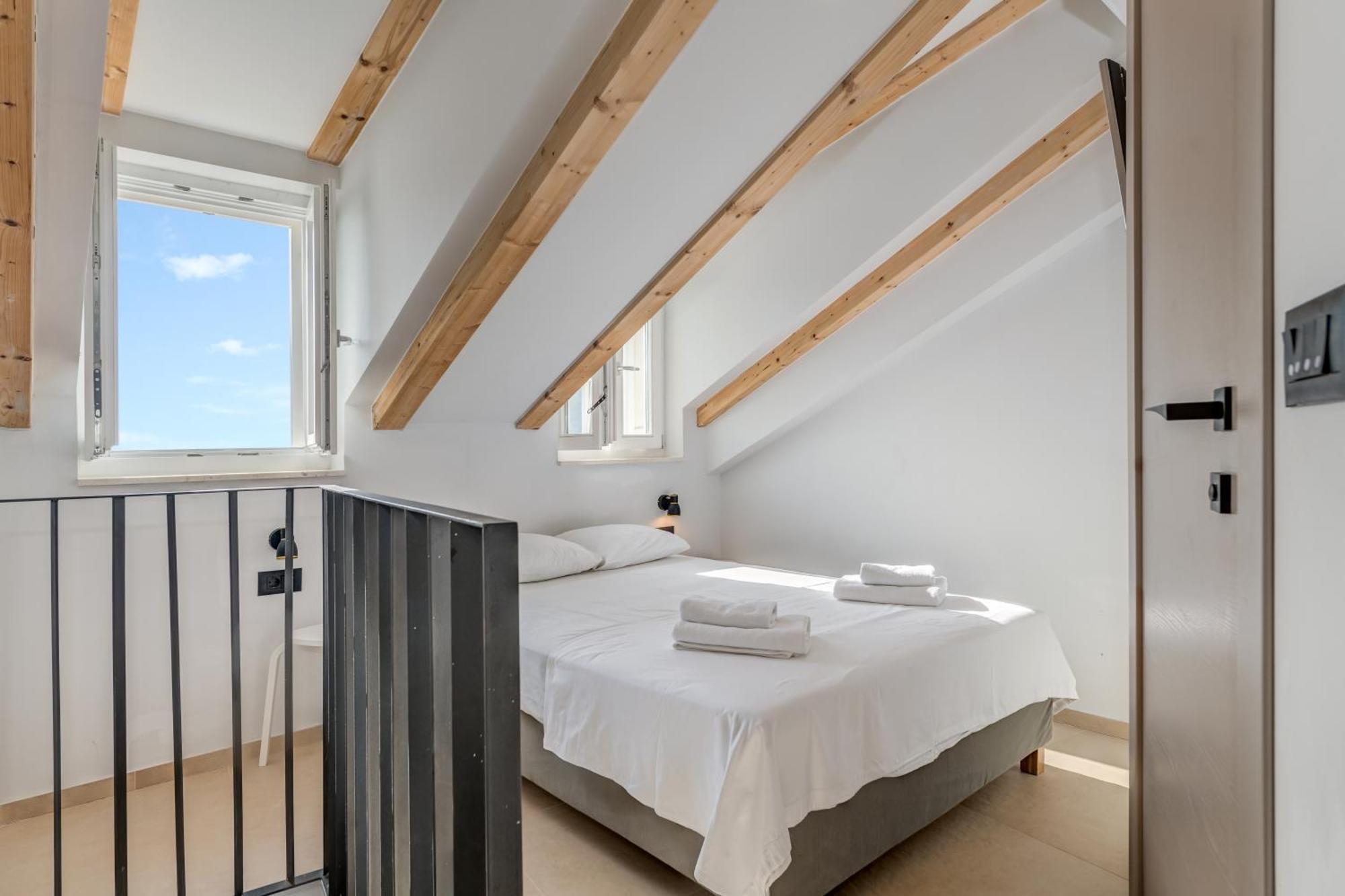 Tiny Secret House Apartment Komiža Екстериор снимка