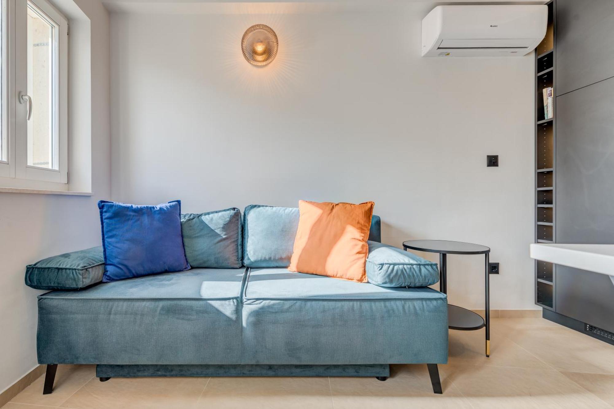 Tiny Secret House Apartment Komiža Екстериор снимка